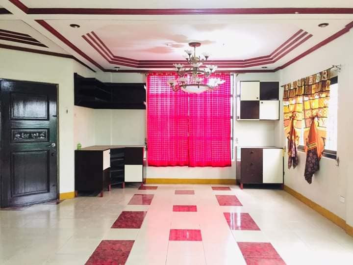 Gallery 3