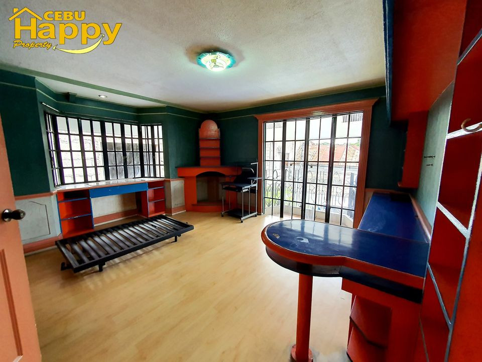 Gallery 5