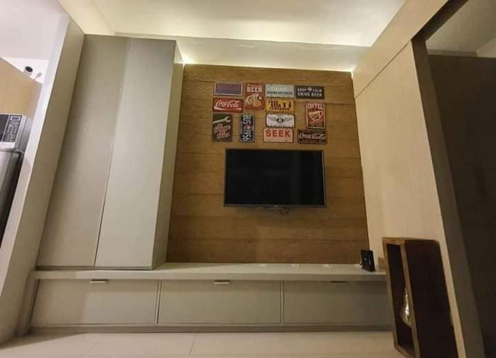 Gallery 2