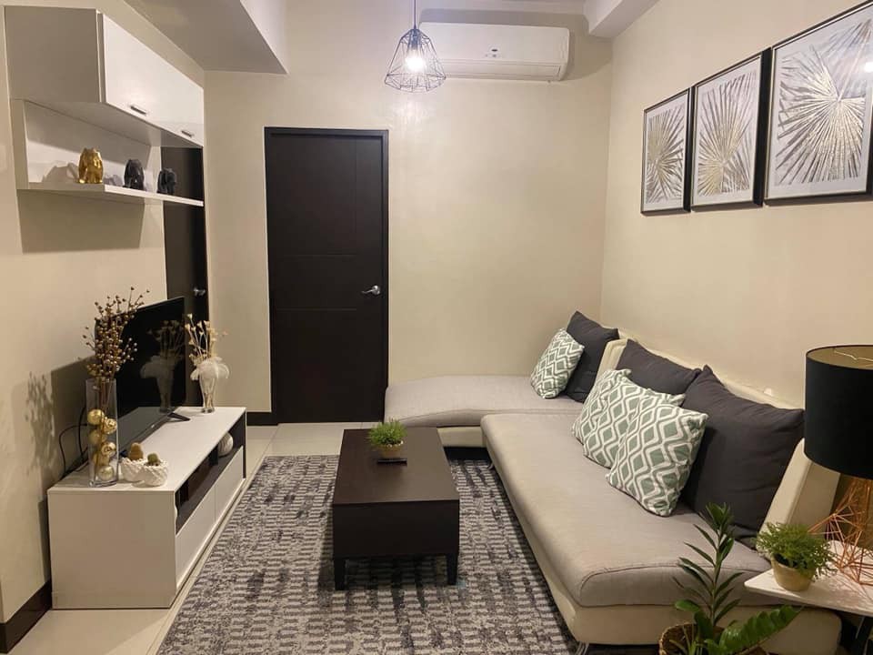 2 Bedroom with Parking - Greenbelt Hamilton Tower 1, Makati