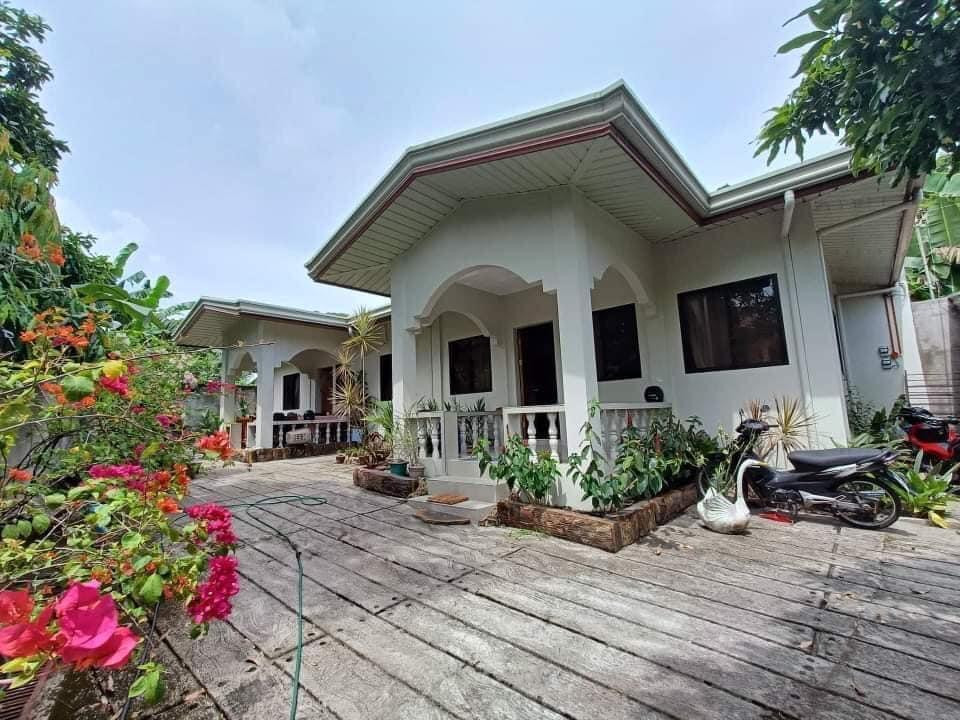 HOUSE FOR RENT PET FRIENDLY PROPERTY