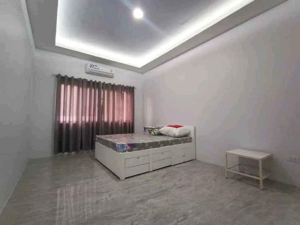 Gallery 4