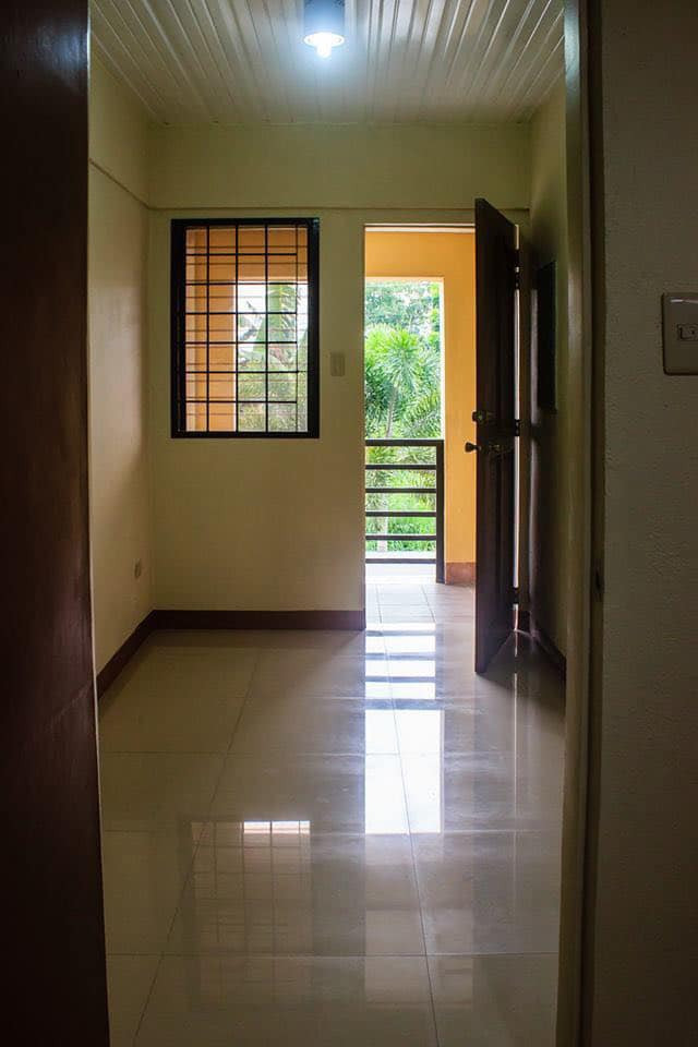 Gallery 5