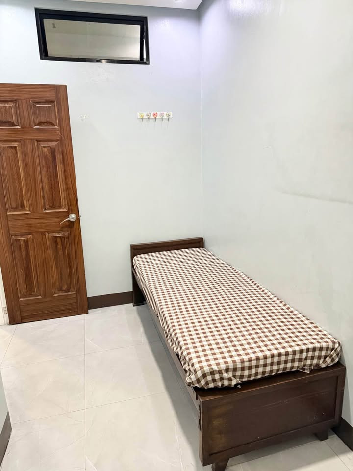 Gallery 4