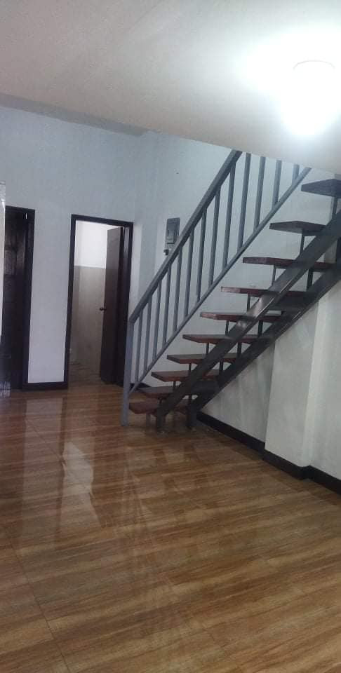 Gallery 4