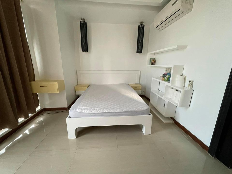 Gallery 3