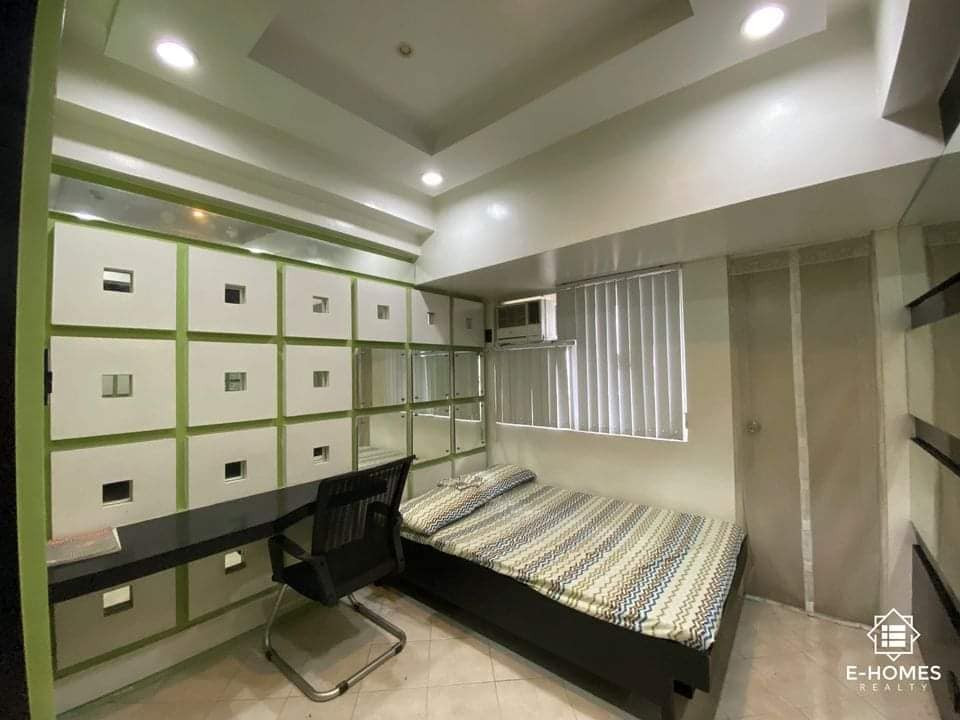 Gallery 4