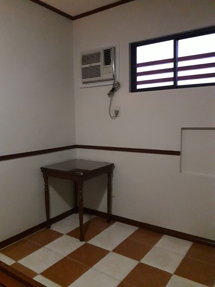 Gallery 4