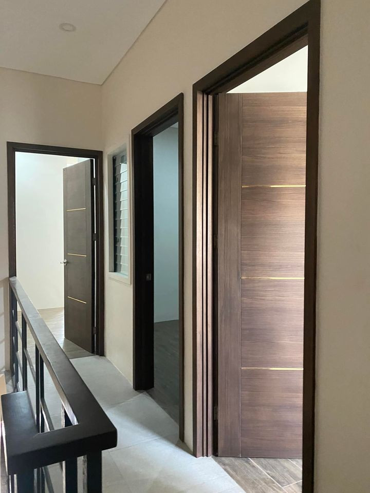 Gallery 4