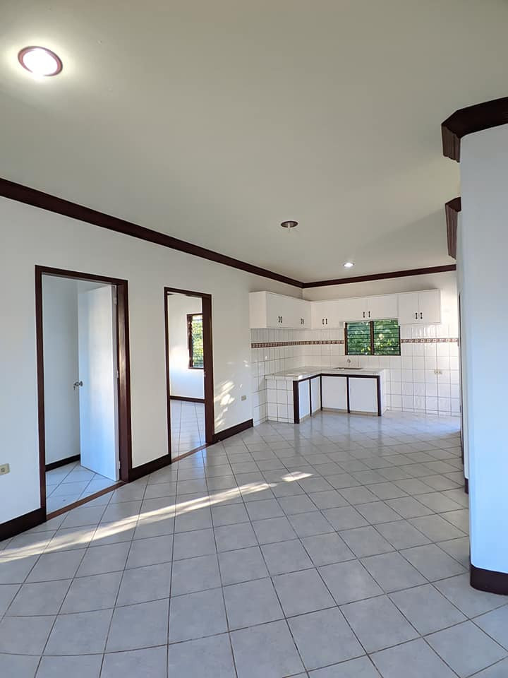 3 Bedroom Apartment for rent Banawa,Cebu City
