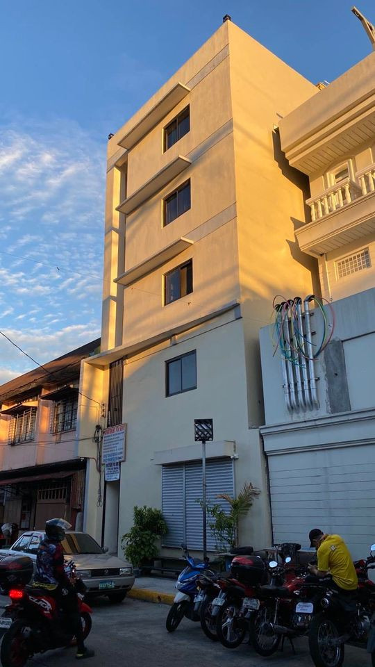 COMMERCIAL SPACE FOR RENT in SAN MIGUEL, MANILA