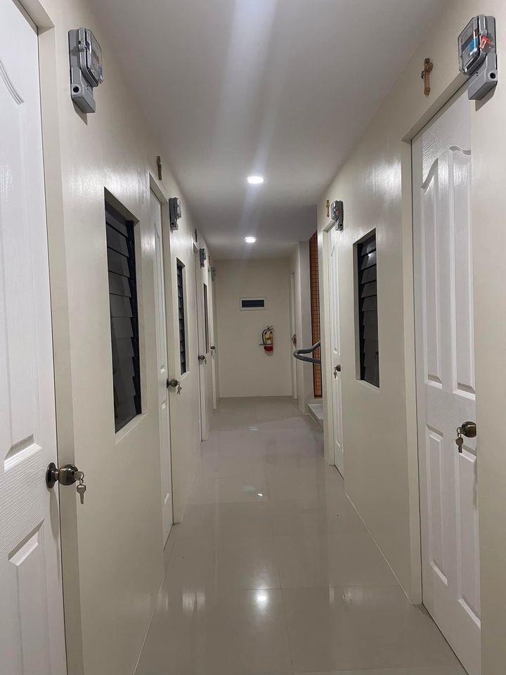 Gallery 2