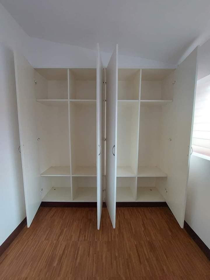 Gallery 4