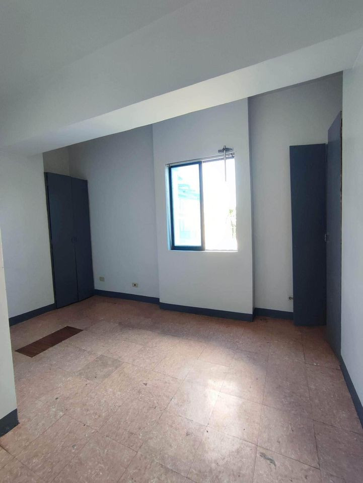 Gallery 2