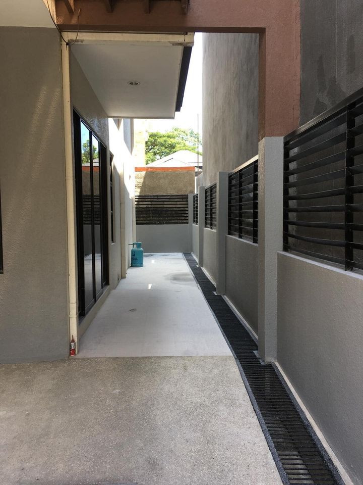Gallery 5