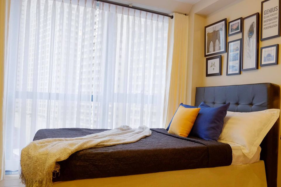 One Eastwood Ave Studio Rent