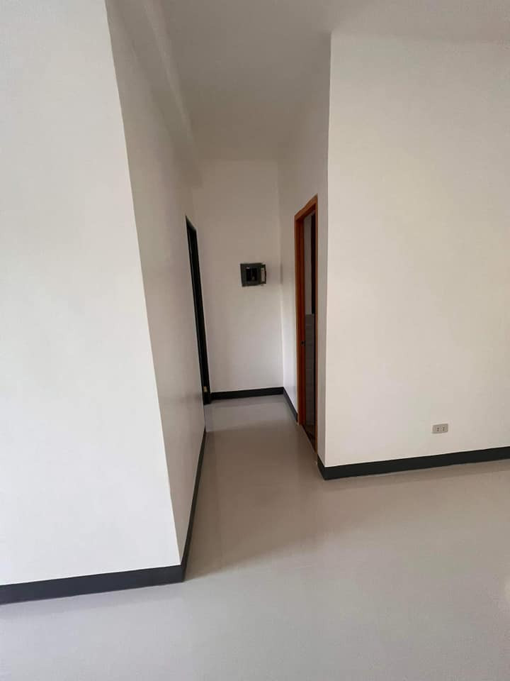 Gallery 5