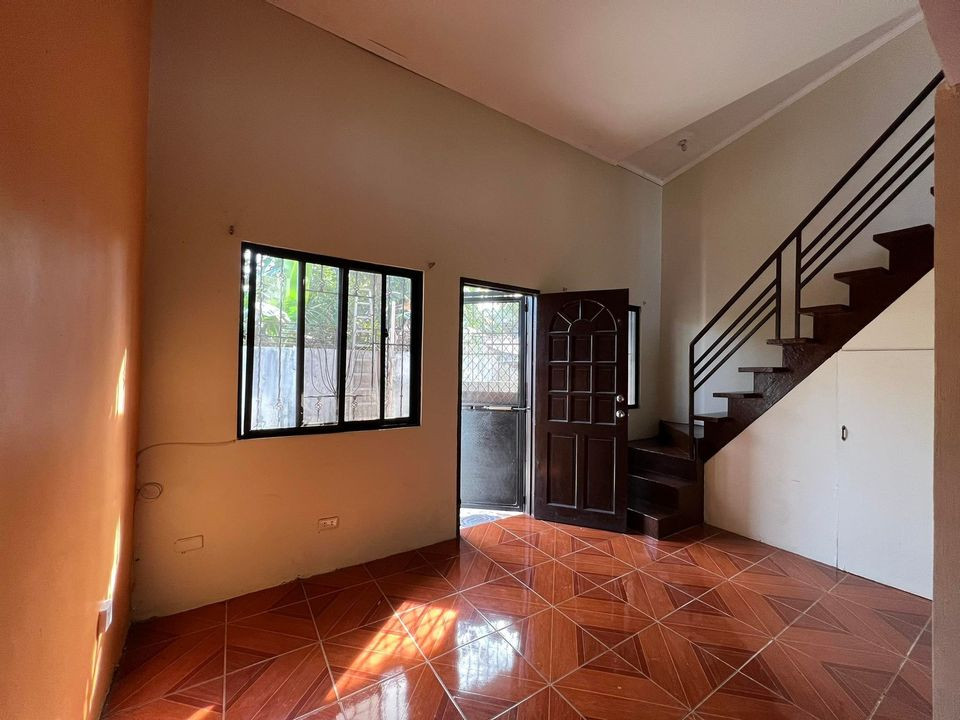 2 Beds 1 Bath Apartment