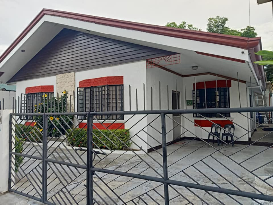 Bungalow House For Rent