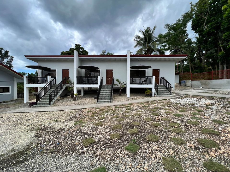 3 Unit Guesthouse for Rent
