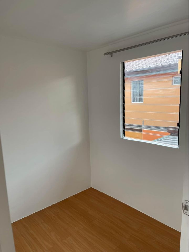 Gallery 4