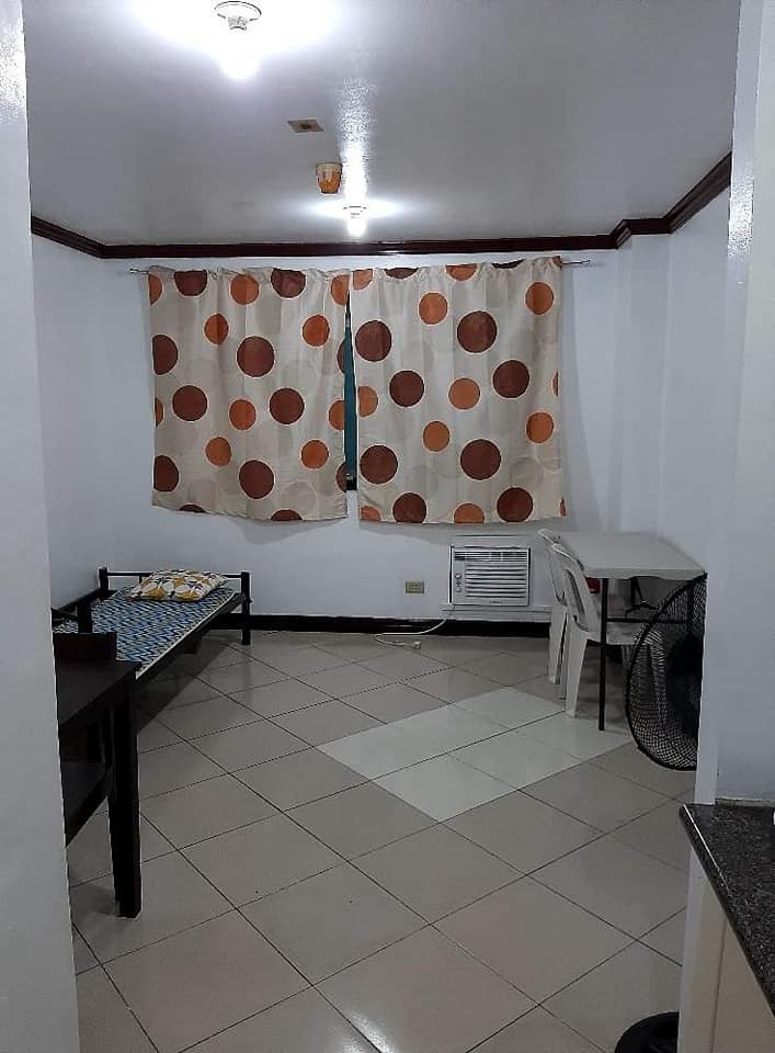 Studio Unit - Palm Towers Makati City