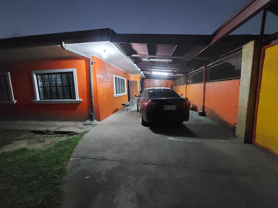 WHOLE HOUSE FOR RENT