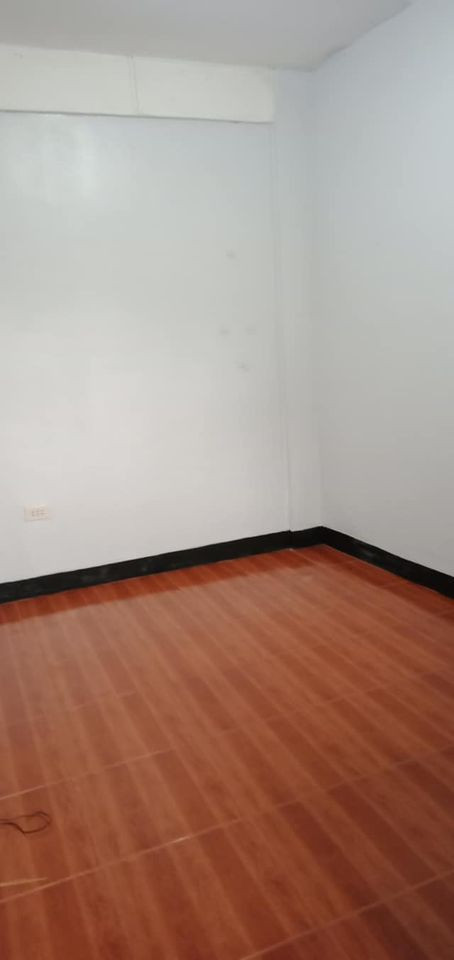 Gallery 5