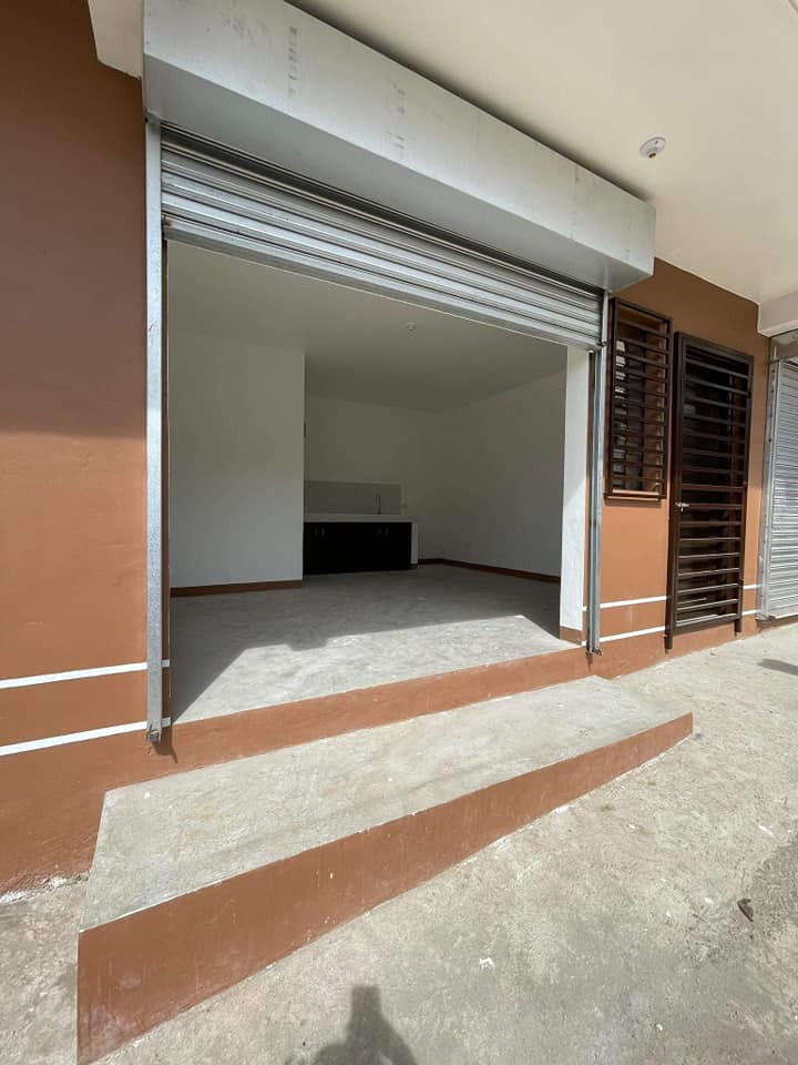 Commercial space for rent (inside subdivision)