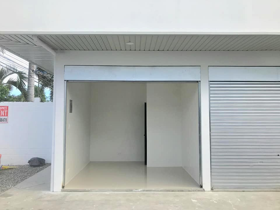 COMMERCIAL SPACE FOR RENT