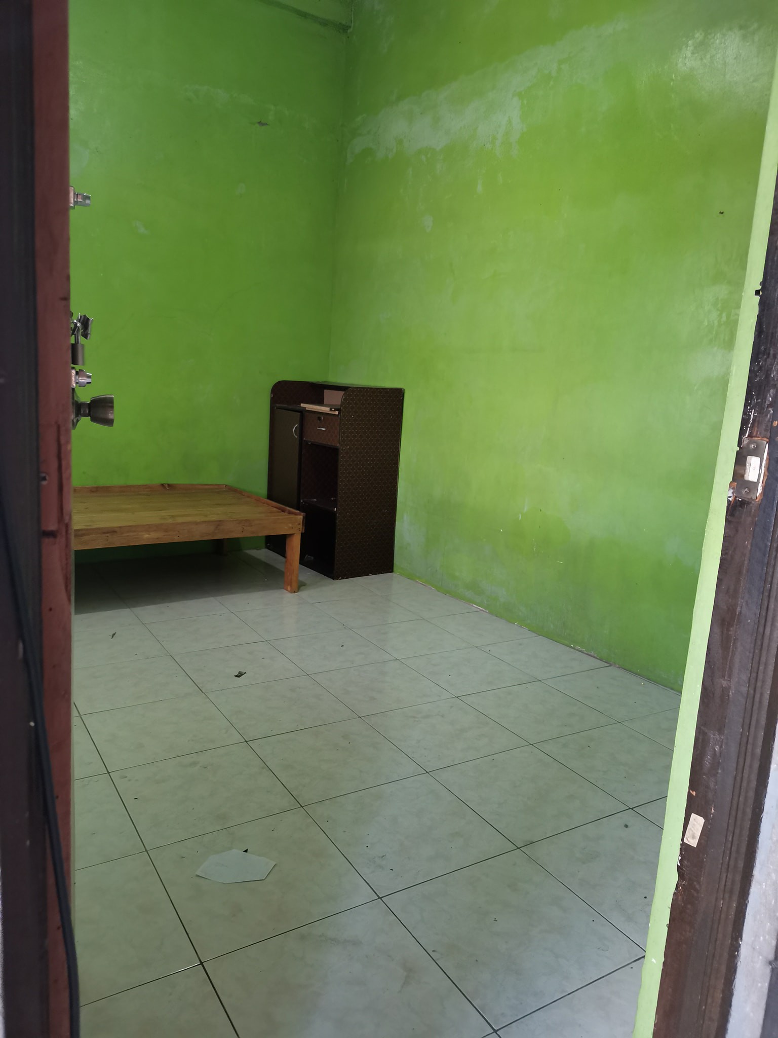 Room - Acacia St. Pembo, Makati