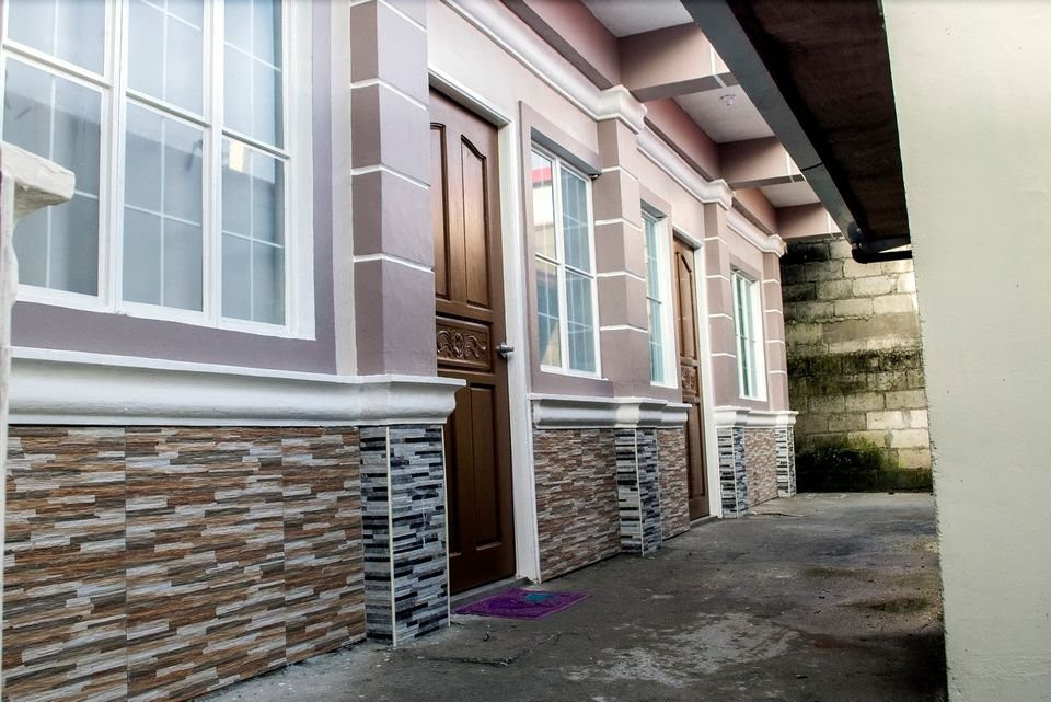 2 Beds 1 Bath Apartment