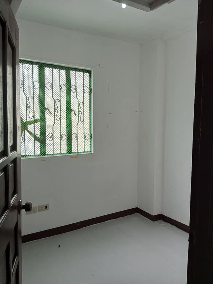 Gallery 4
