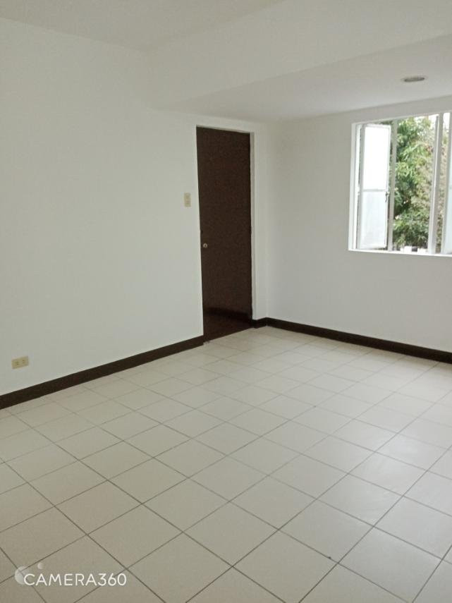 Studio 1 Bath Apartment