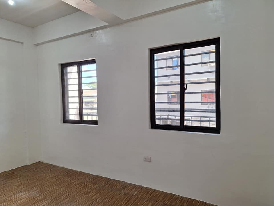 Gallery 4