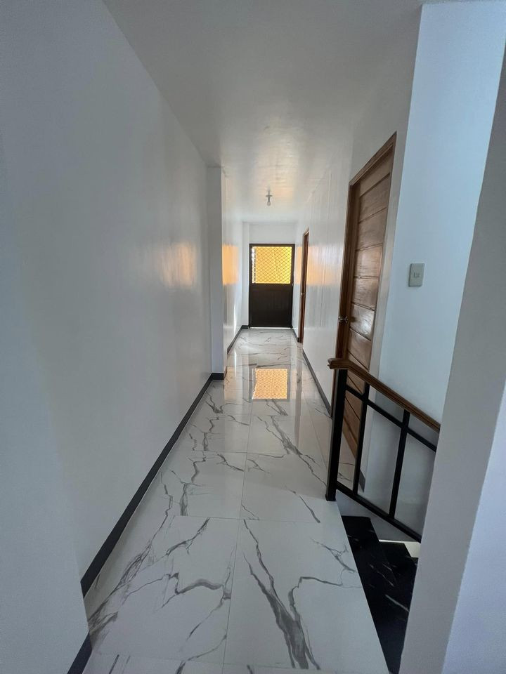 Gallery 4
