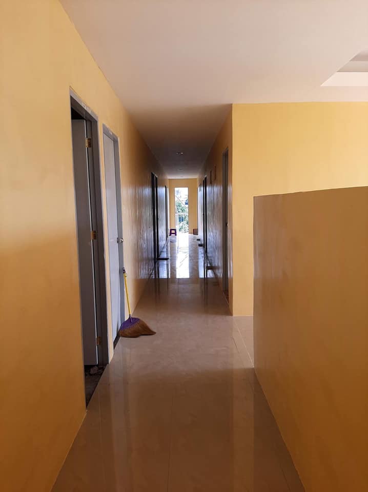 Room - congressional ave. Quezon City