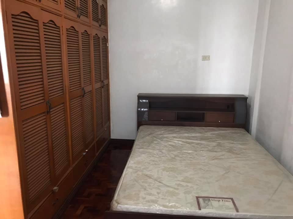 Gallery 5