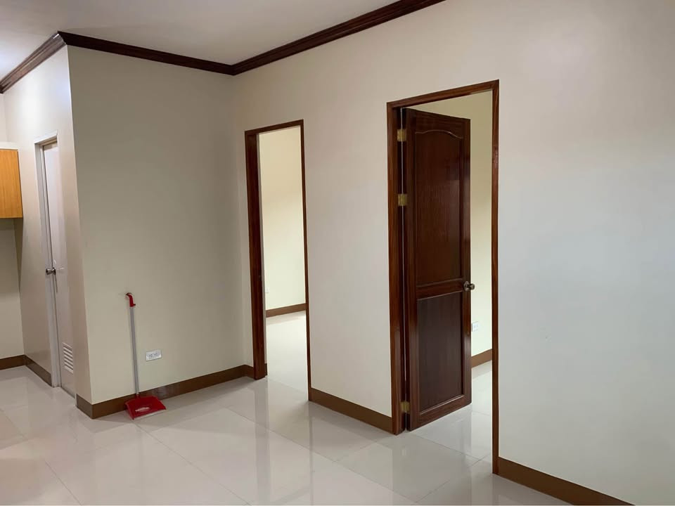 Gallery 2