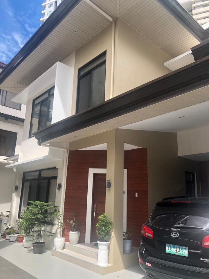 Studio unit for rent
