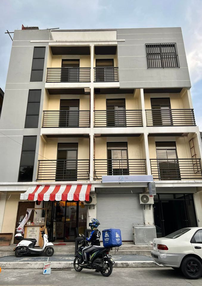 Residential Unit with Balcony