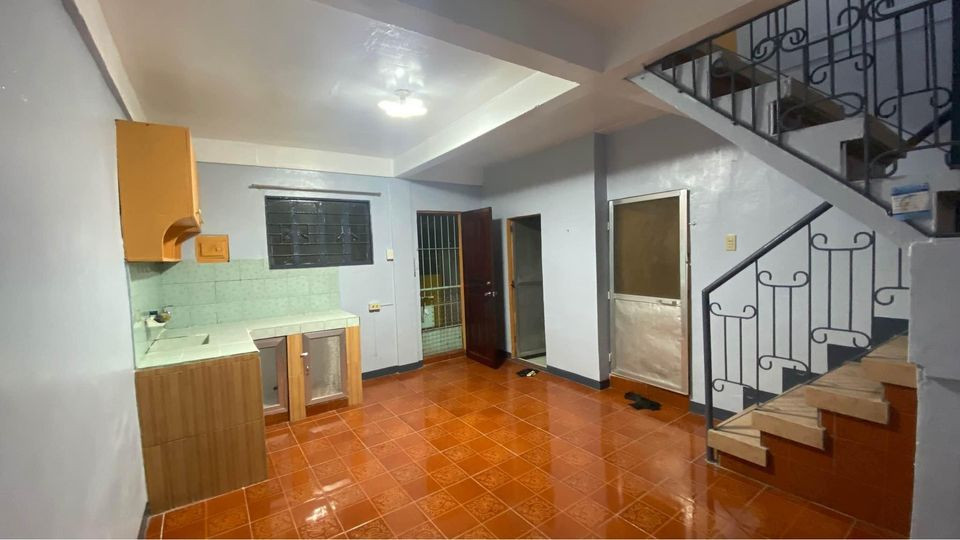 Up and down 2 bedrooms and 1 cr for rent