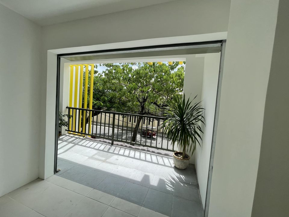 Gallery 2