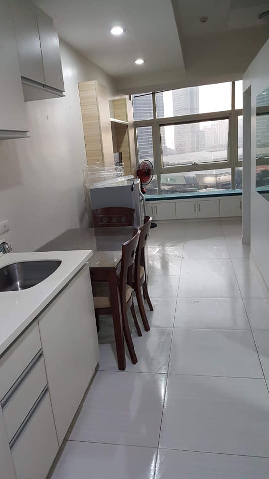 Twin oaks Tower - Shaw Boulevard, Mandaluyong