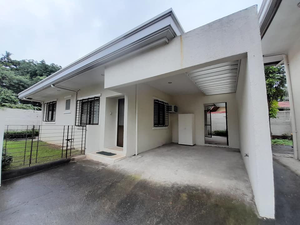House for Rent - Side Hill Compound Noveleta Cavite