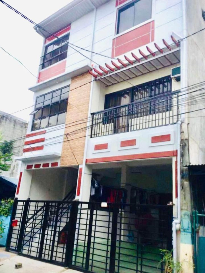 apartment / studio type