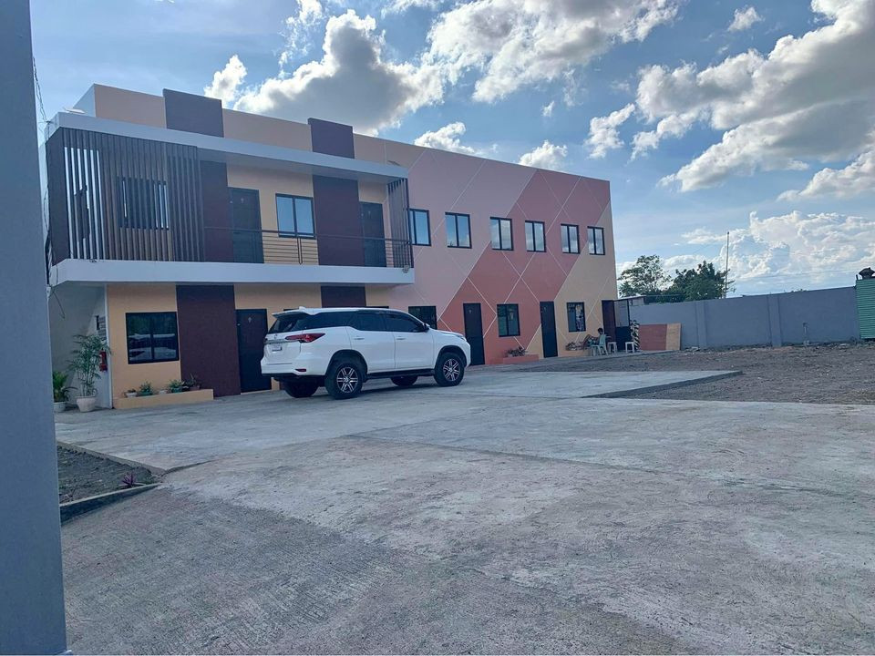 Apartment 2 bedrooms @Balabag Pavia