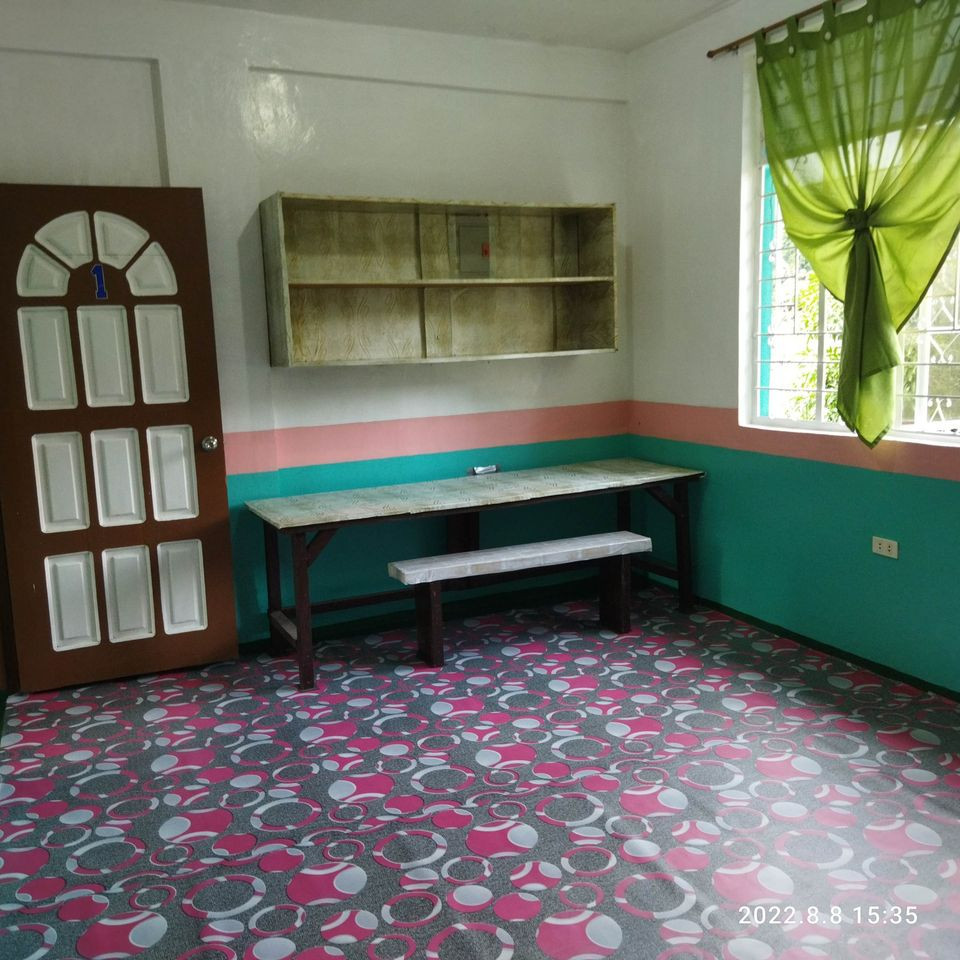 1 Bed 1 Bath Apartment