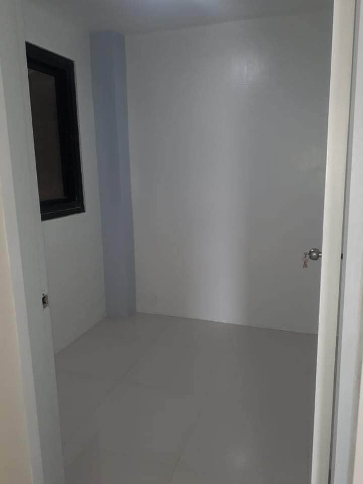Gallery 5