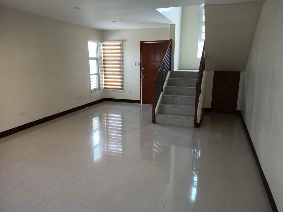 Gallery 4